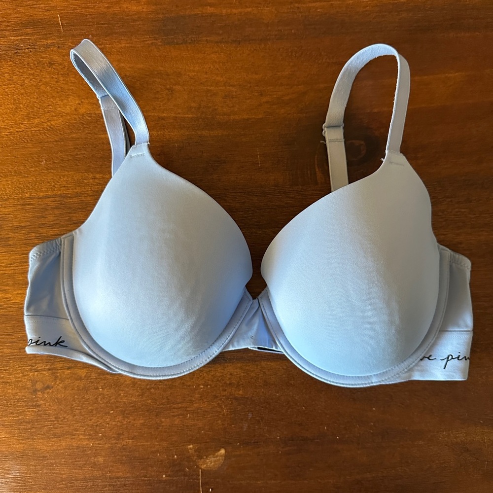 PINK Victoria's Secret Blue T-Shirt Bra with Underwire Support